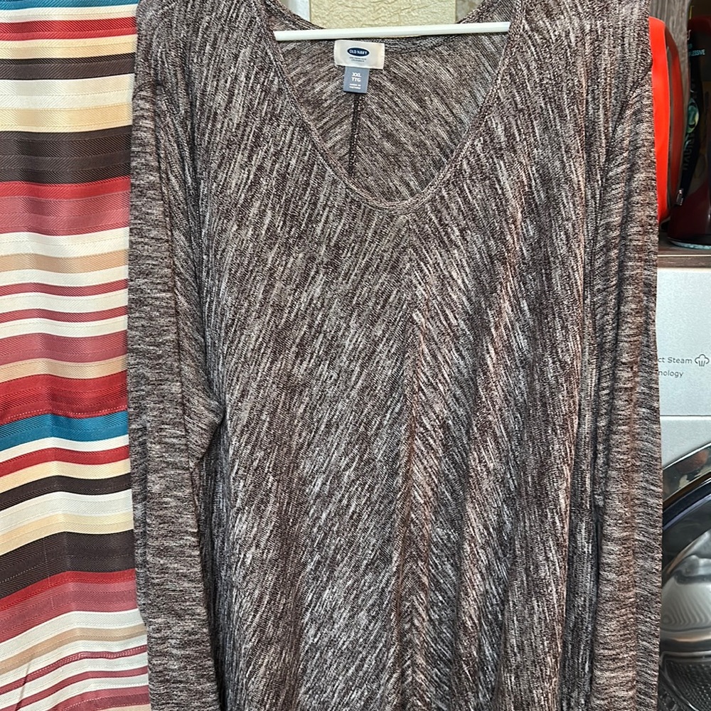 Old Navy long sleeve shirt